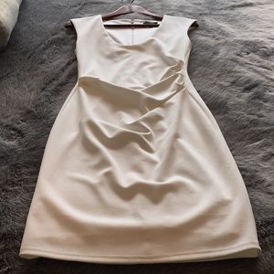 Perfect summer dress for any occasion.